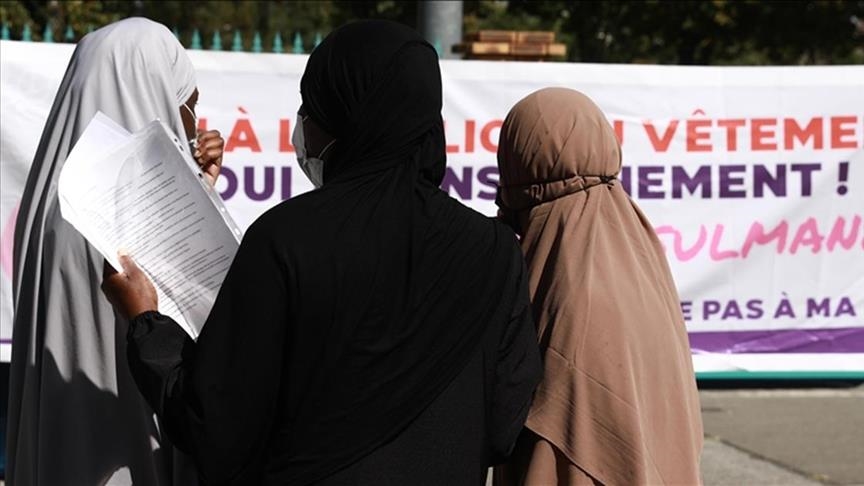 La islamofobia obliga a las musulmanas a emigrar Francia 2024