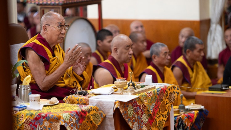 El Dalai Lama preside Mani Dhungdrub India 2024