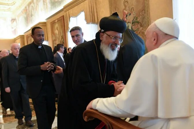 El Papa Francisco afirma que los jóvenes “pueden romper las cadenas del resentimiento” entre católicos y ortodoxos Santa Sede 2024