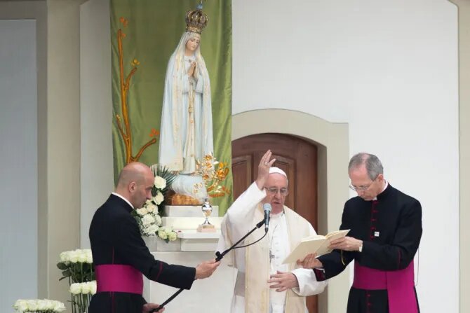 En el Día de la Madre el Papa Francisco confía a las mamás a la protección de la Virgen María Santa Sede 2024