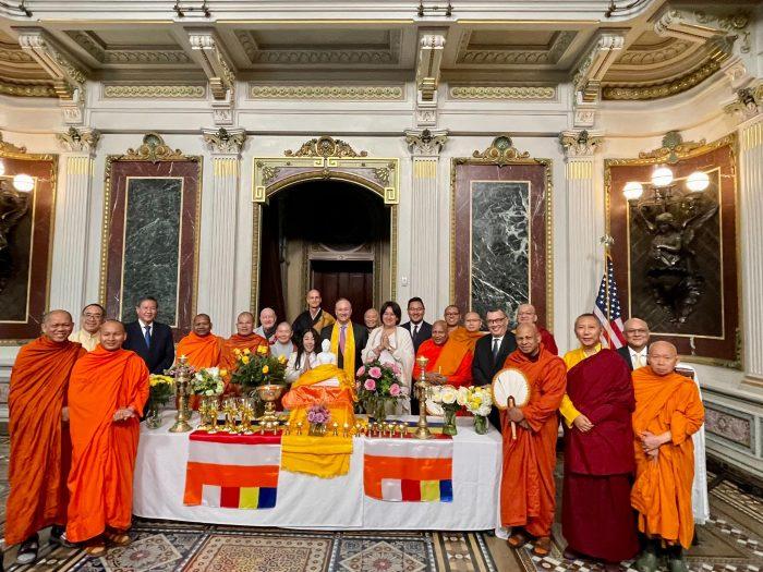 La Casa Blanca acoge a representantes budistas en la cuarta celebración anual del Vesak Estados Unidos 2024