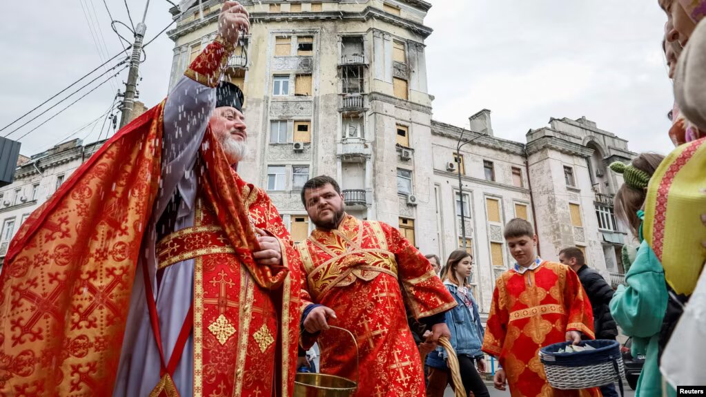 Ortodoxos celebran su tercera Pascua en guerra bajo el fuego de drones rusos Ucrania 224