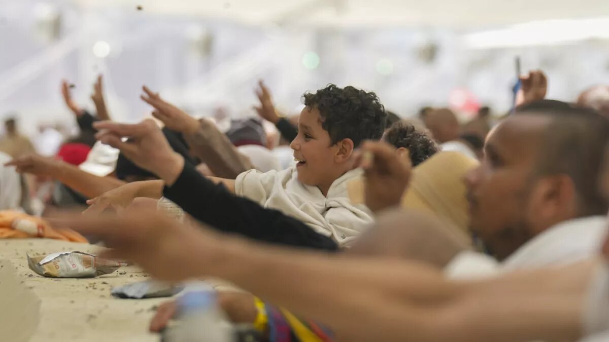 Los peregrinos musulmanes realizan los ritos finales del 'hach' con la 'lapidación del diablo' Arabia Saudita 2024