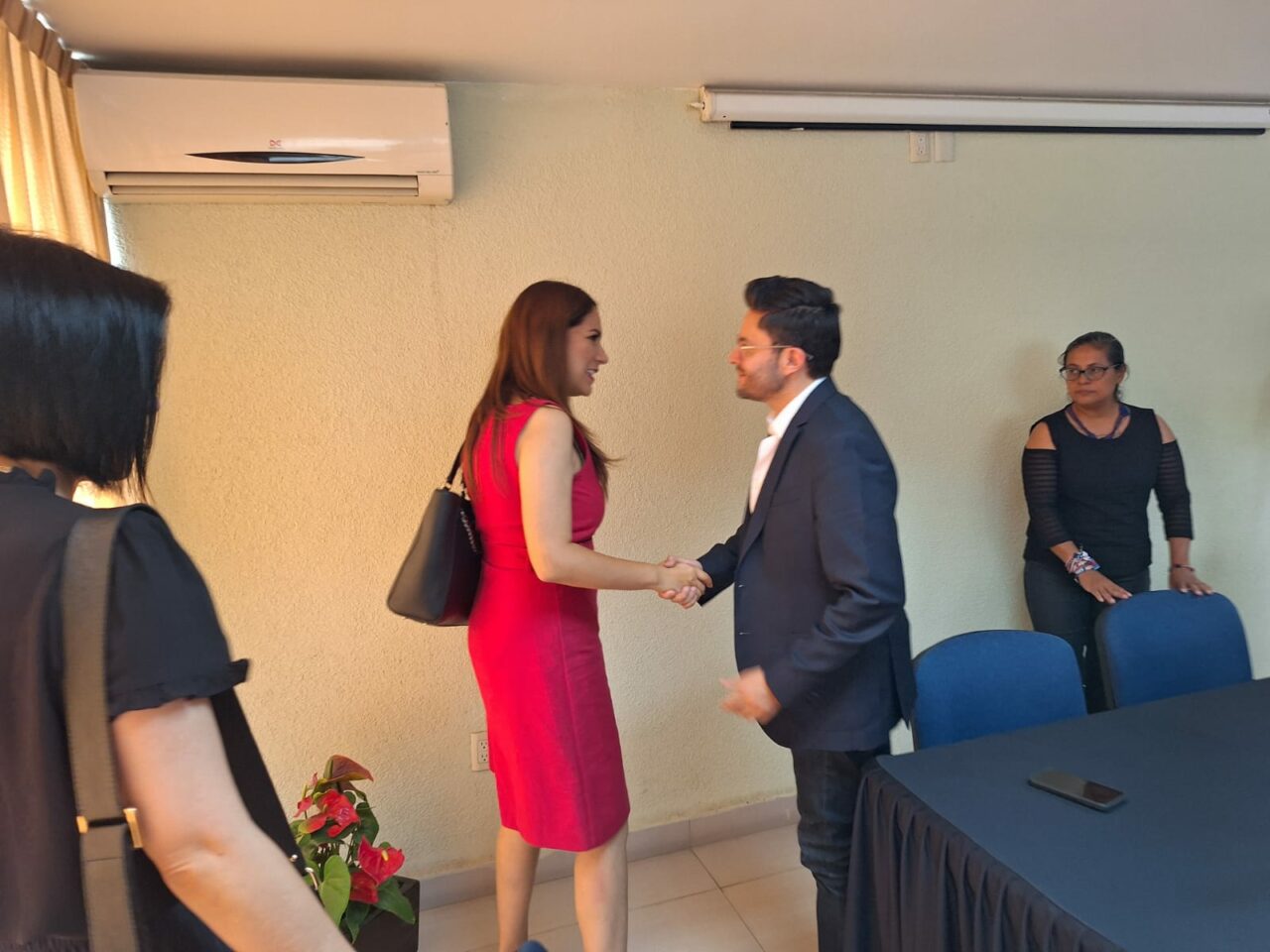 Reunión de la Gobernadora Electa Libia Denisse García Muñoz Ledo con el Consejo Interreligioso del Estado de Guanajuato para abordar temas de libertad religiosa-2