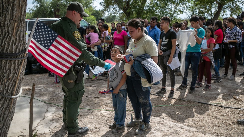 Funcionarios y líderes religiosos de Oregón apoyan a los inmigrantes Estados Unidos 2025