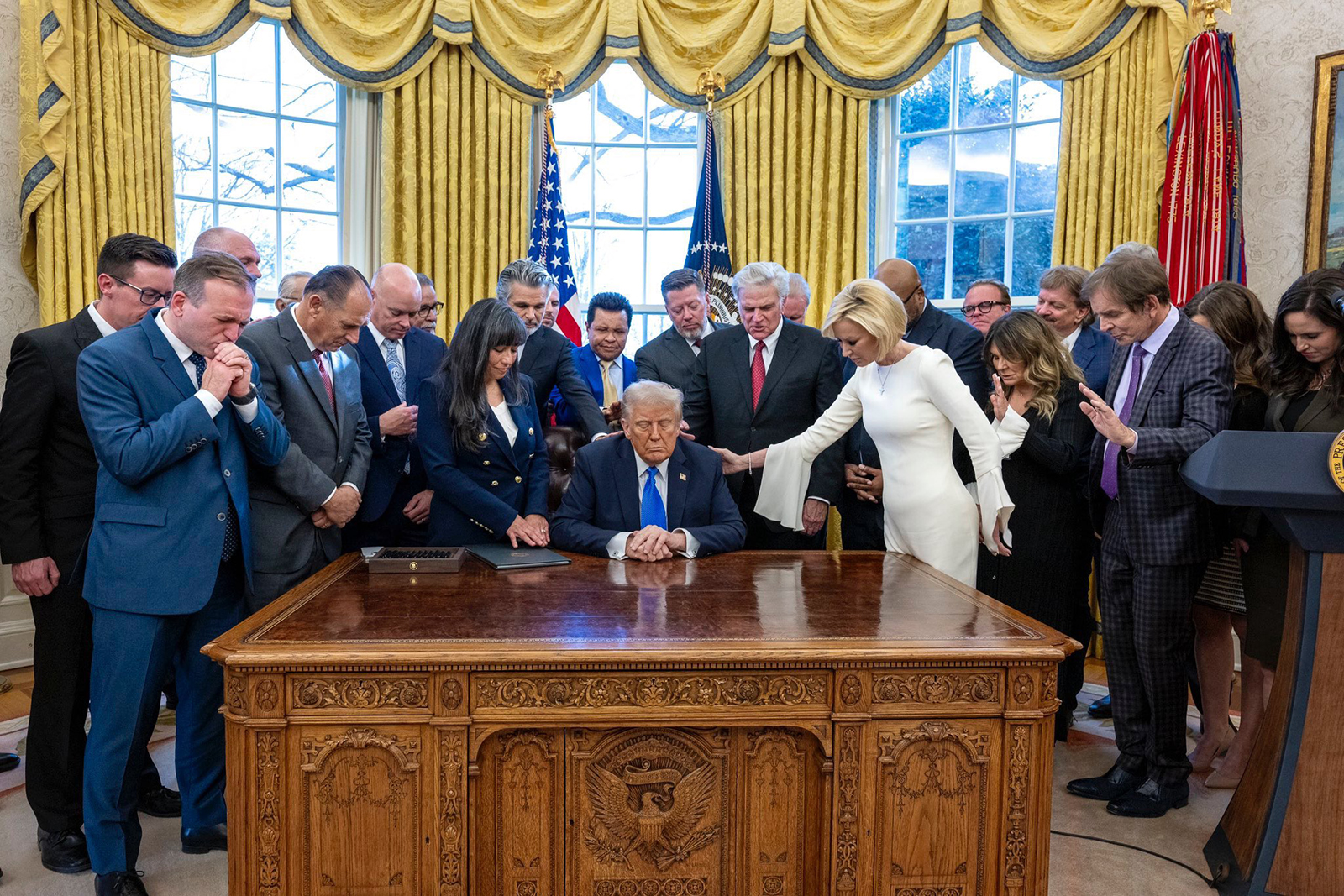 Trump pone en marcha su nueva Oficina para la Fe Estados unidos 2025