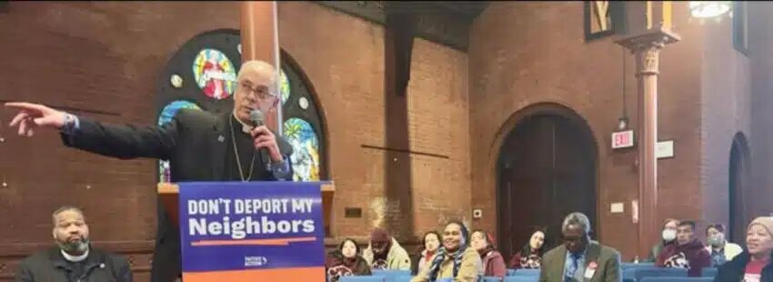 Cristianos, judíos, musulmanes y budistas juntos contra las políticas de deportación de Trump Estados Unidos 2025