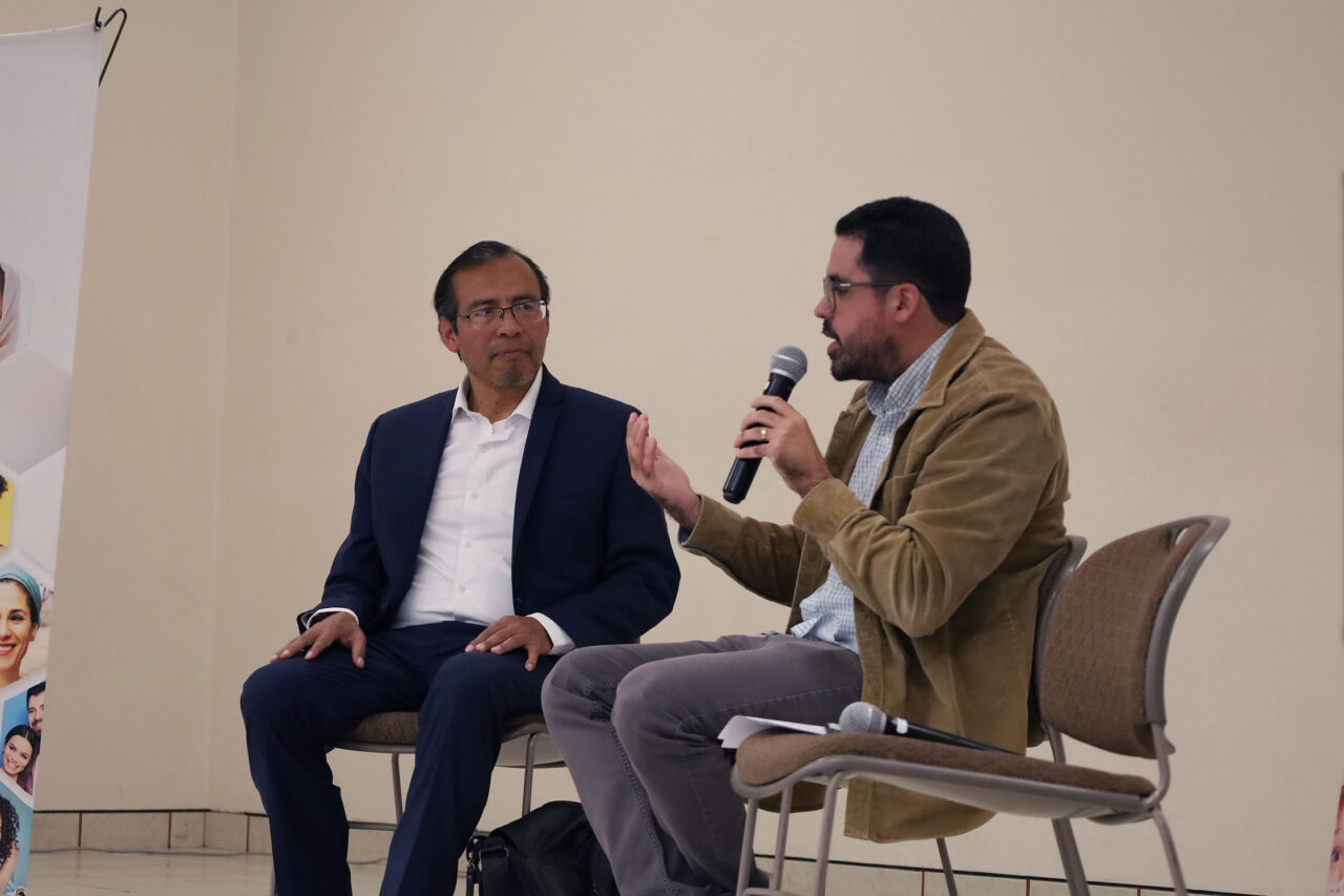 Líderes religiosos y académicos de Querétaro dialogan sobre el abandono de la fe en la posmodernidad