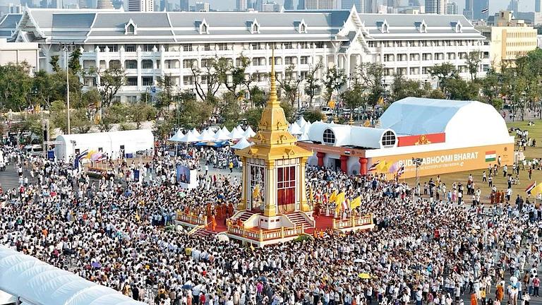 Reliquias de Buda atraen a casi 18 millones de devotos durante una exposición histórica Vietnam 2025