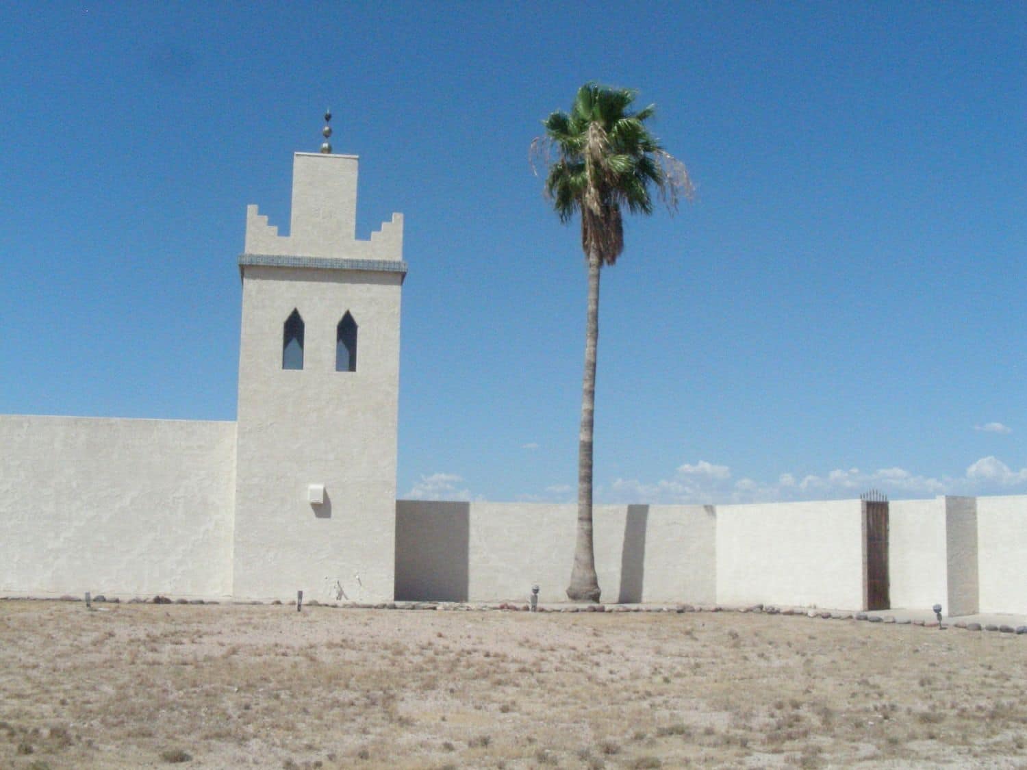 Musulmanes y cristianos se unen para reparar la primera mezquita de Arizona Estados Unidos 2025