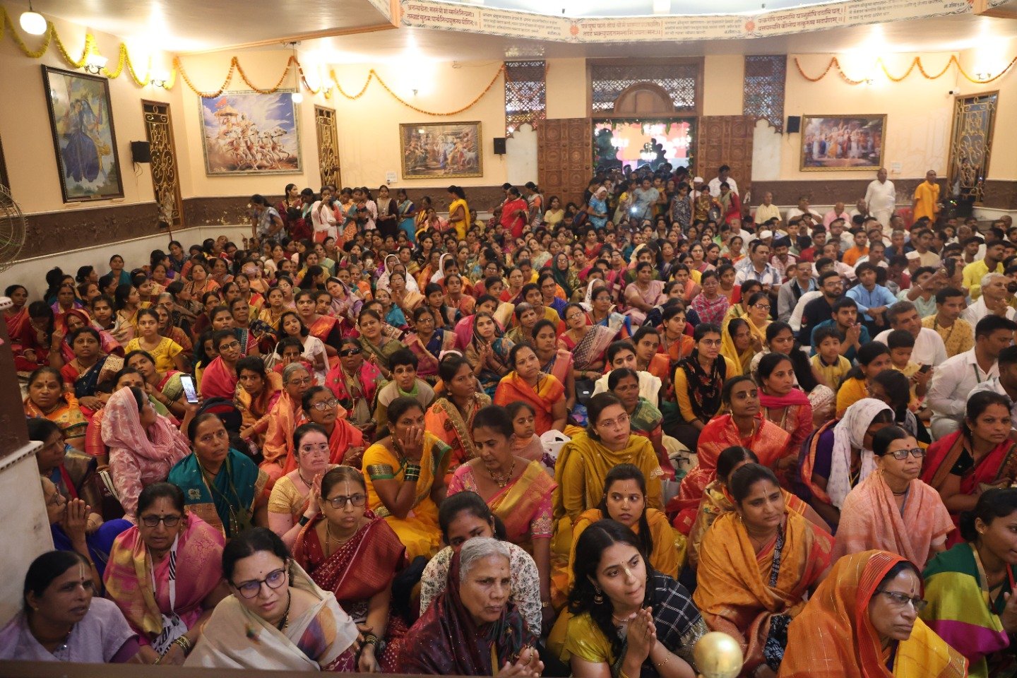 ISKCON Aravade celebra Janmashtamī con 30 000 devotos India 2025