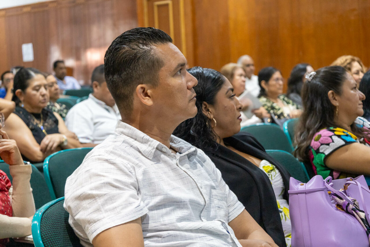Clausura del Diplomado en Libertad Religiosa y Derechos Humanos con conferencia magistral en Chilpancingo