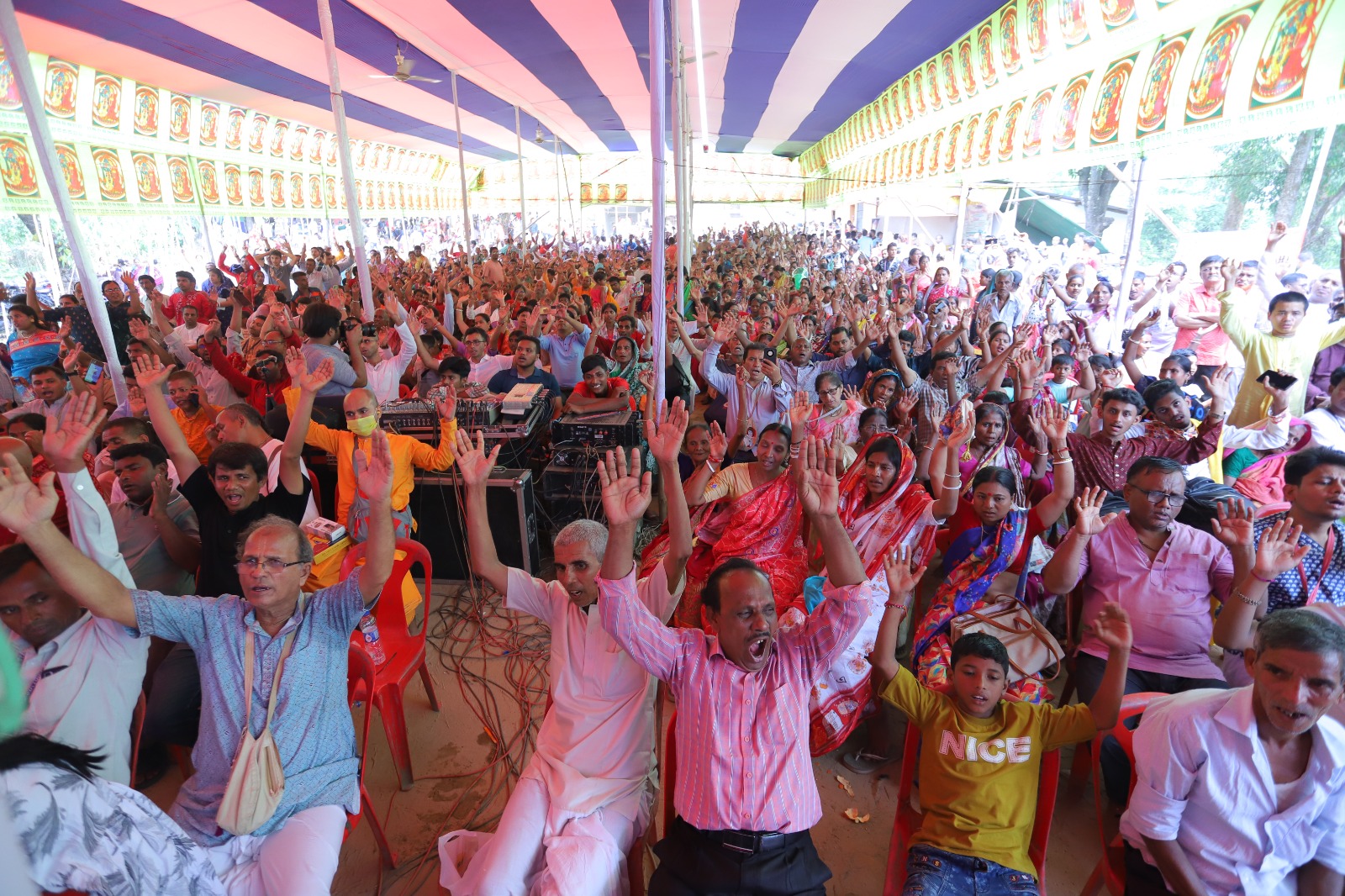 Miles de Hare krishna se reúnen en Bangladés para celebrar el 540º aniversario del nacimiento de Sri Gadadhara Pandit Bangladesh 2026