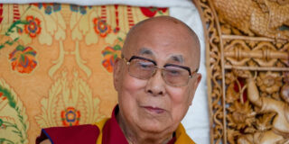 El Dalai Lama comparte un mensaje de compasión mientras 25.000 personas se reúnen en Ladakh para celebrar su 91 cumpleaños India 2026