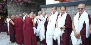 Otro nuevo récord de monjas budistas que se presentan a los exámenes de geshema en Dharamsala este año India 2026