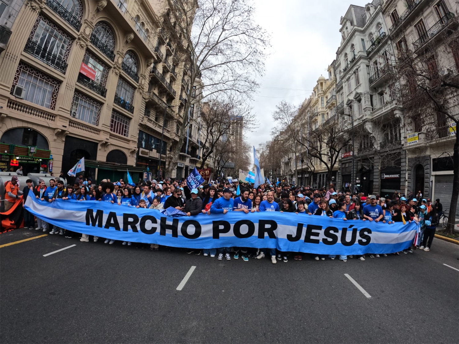 Millones de cristianos salen a las calles en América Latina en las “Marcha para Jesús” 2026 Internacional