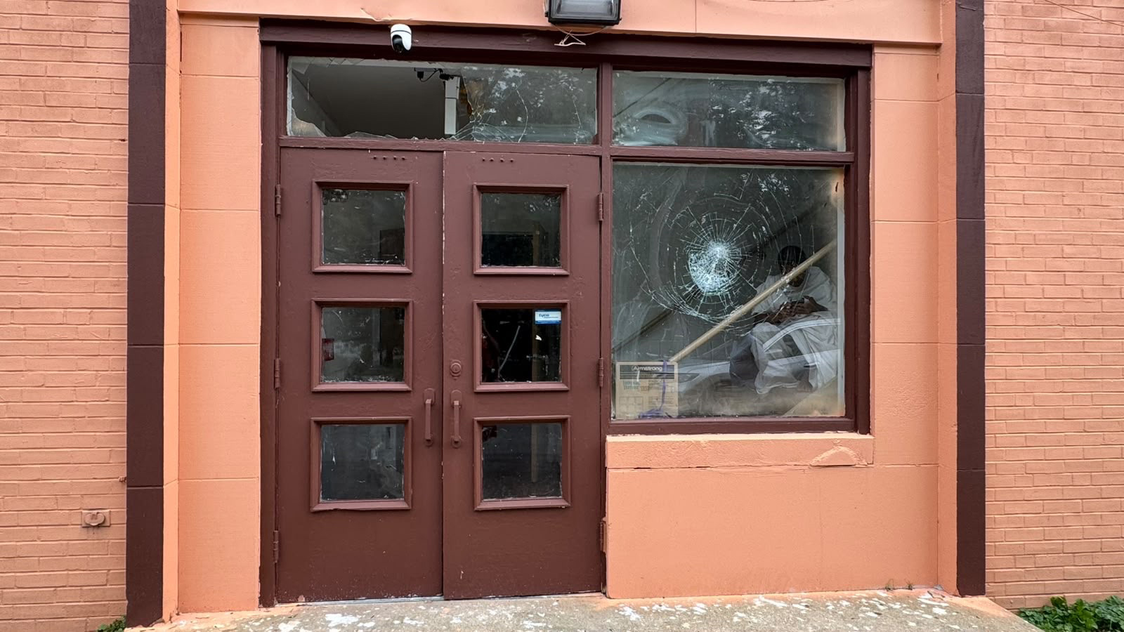 Vandalizan un templo hindú en Ohio y conmocionan a los fieles